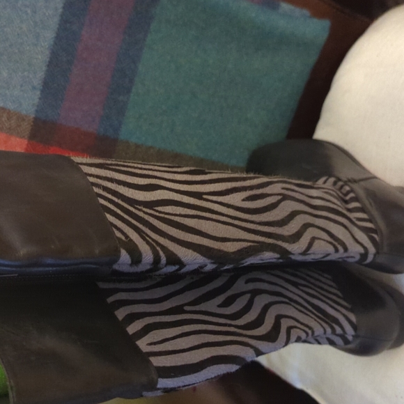 Leather and fabric boots - Picture 7 of 9